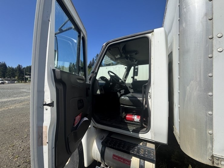 2012-international-durastar-4300-image-13