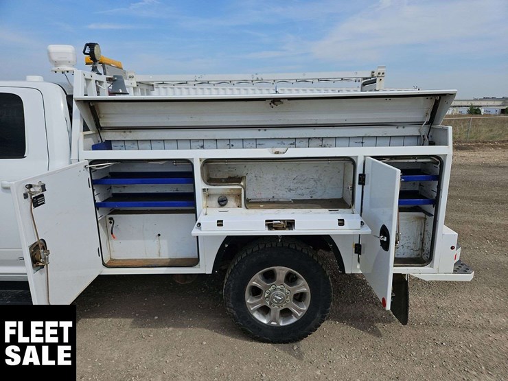 2020-dodge-2500-image-19