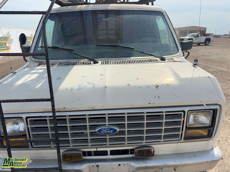 1990-ford-e350-image-32