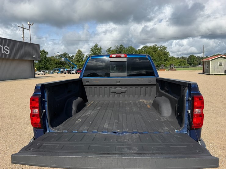 2016-chevrolet-silverado-1500-image-5