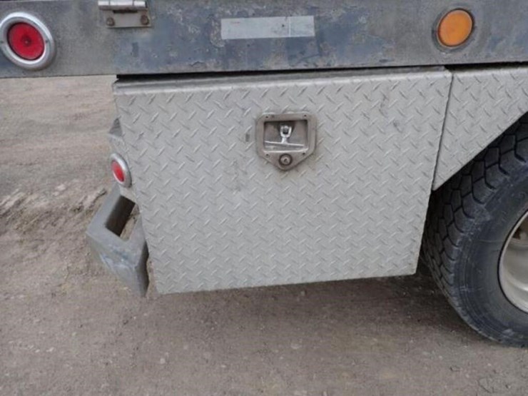 2000-ford-f550-xl-image-46