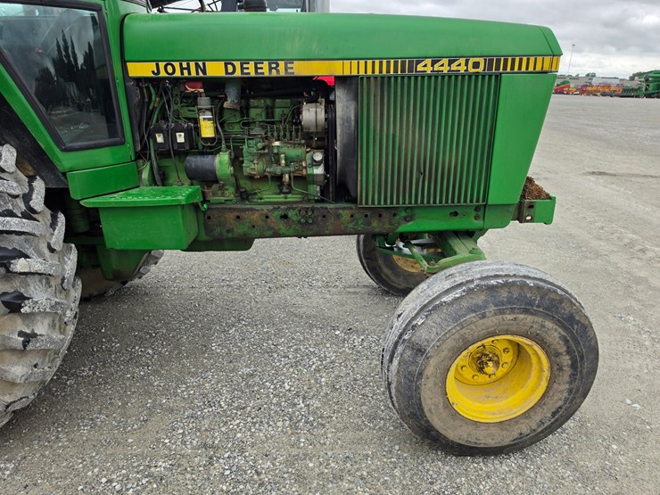 1978-john-deere-4440-image-3