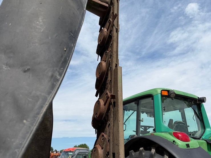 john-deere-285-image-8