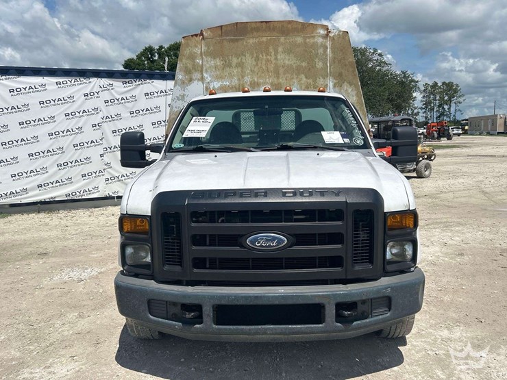 2008-ford-f-350-knapheide-kuv-enclosed-service-truck-image-29