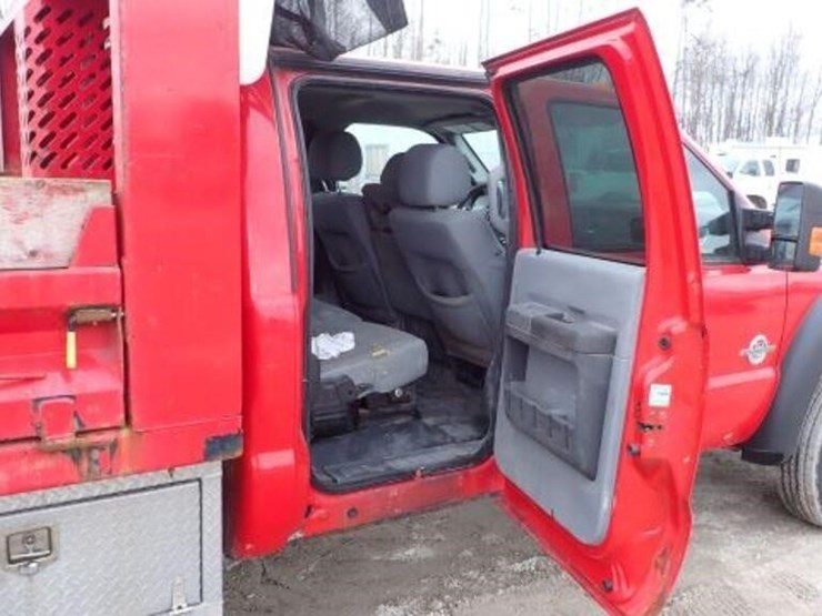 2016-ford-f550-xlt-image-33
