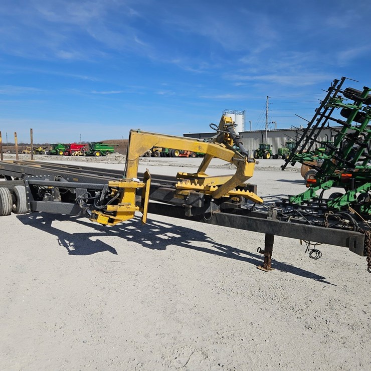 #205460 • Buhler Inland BM4500 Accumulator