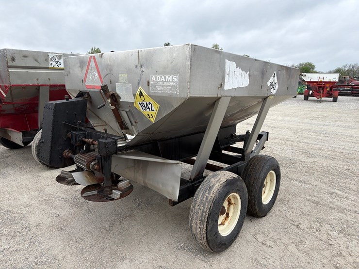 #211409-•-adams-fertilizer-spreader-image-5