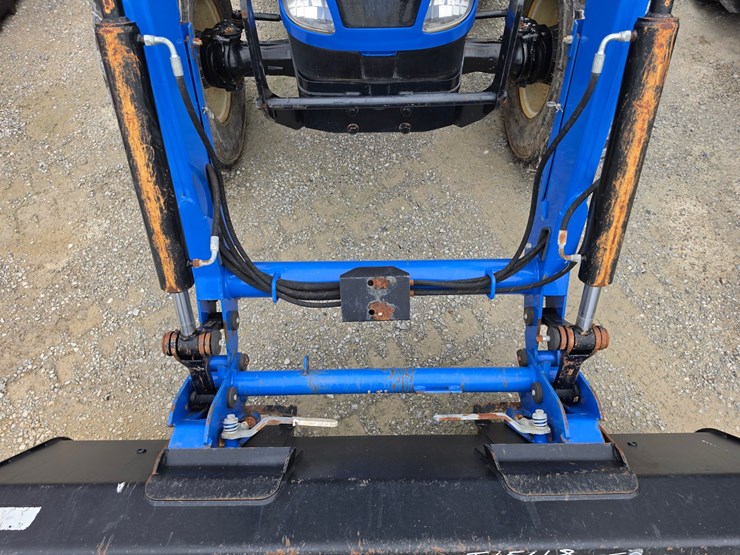 2020-new-holland-workmaster-120-image-5