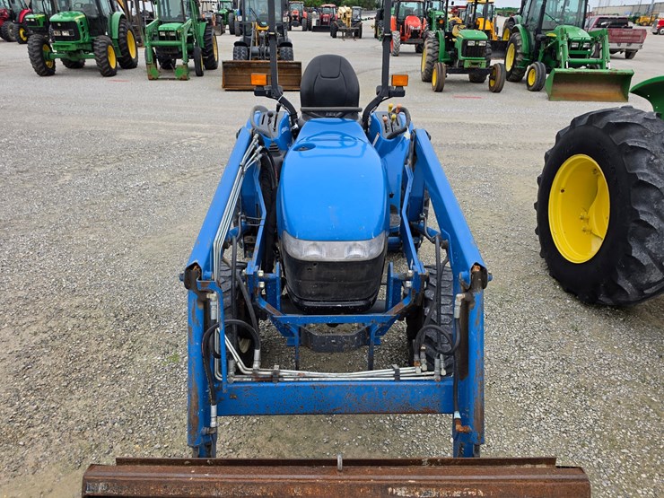 1999-new-holland-tc33-image-4