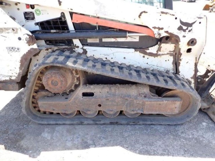2015-bobcat-t550-image-39