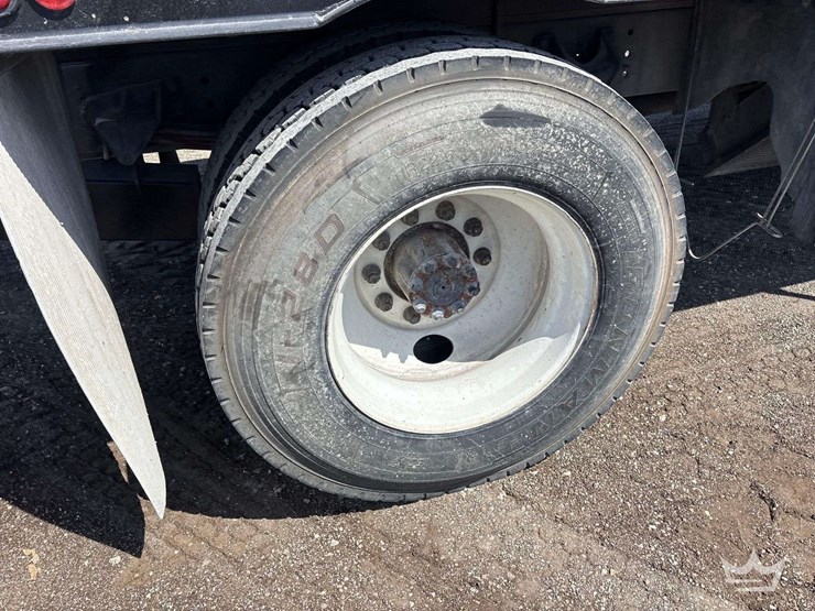 2015-international-durastar-4300-image-27