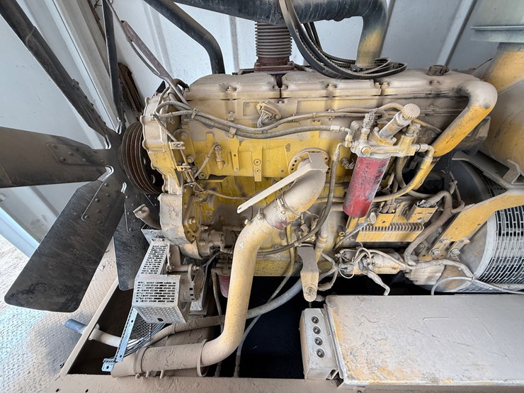 caterpillar-c15-image-23