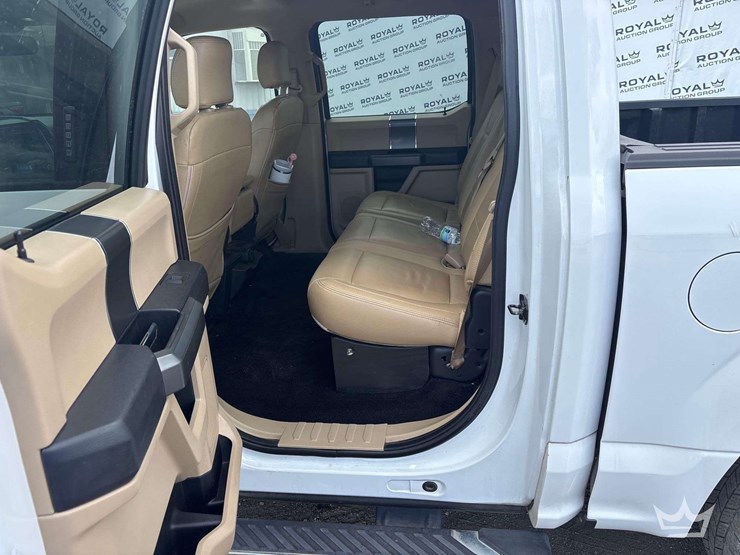 2016-ford-f150-image-22