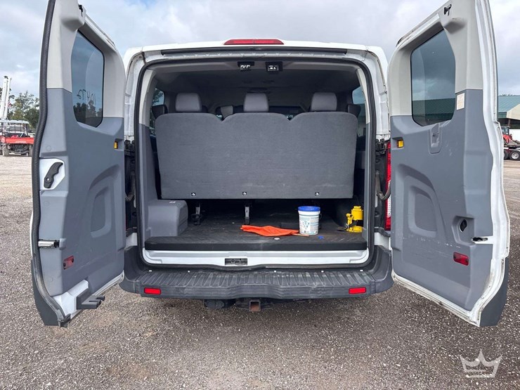 2018-ford-transit-image-10