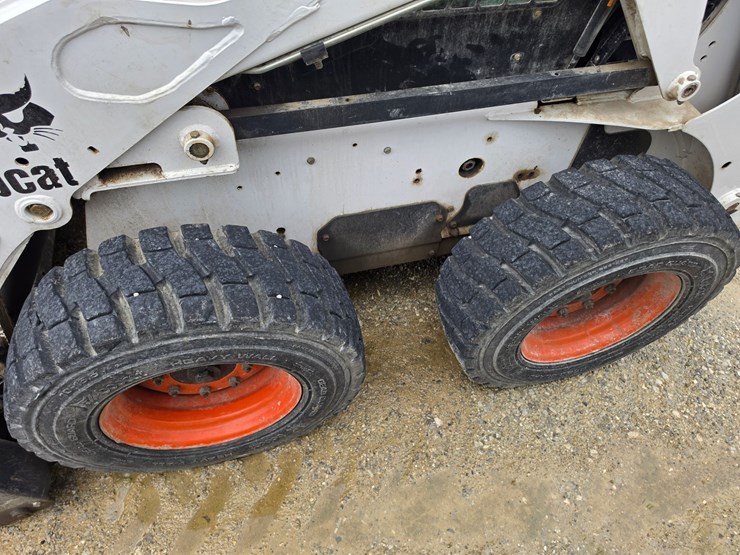2002-bobcat-773g-image-19