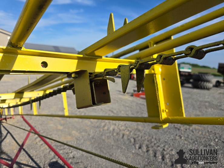 new-holland-132-image-11