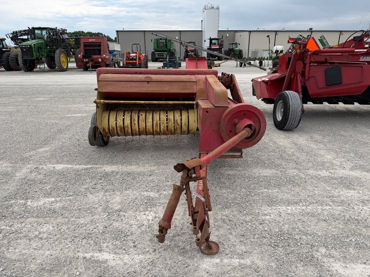 new-holland-68-image-2