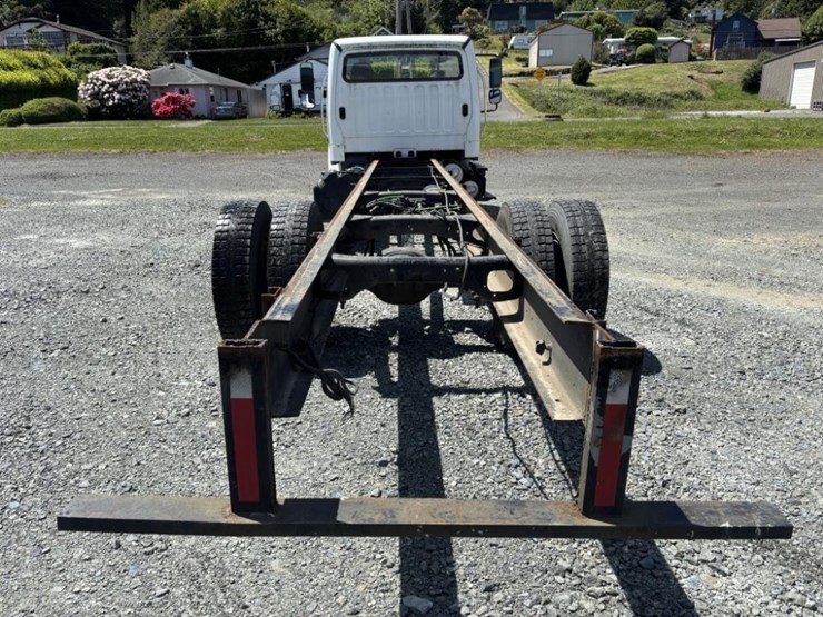2012-freightliner-m2-s/a-cab-&-chassis-image-4