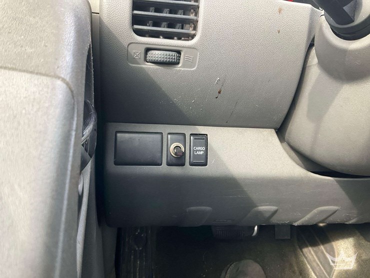 2018-nissan-frontier-image-17