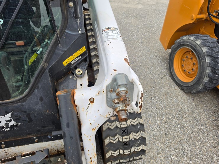 2021-bobcat-t66-image-6