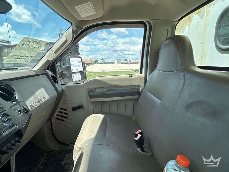 2008-ford-f-350-kanpheide-kuv-enclosed-service-truck-image-19