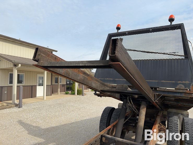 2007-international-durastar-4300-image-12