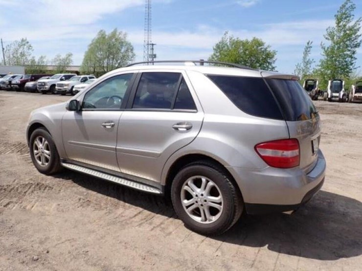 2007-mercedes-benz-ml320-image-7