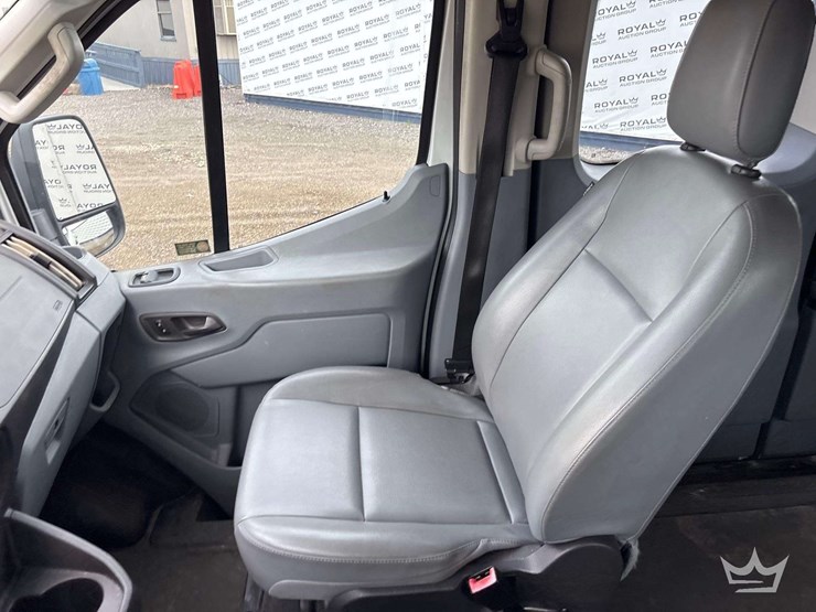 2018-ford-transit-image-21