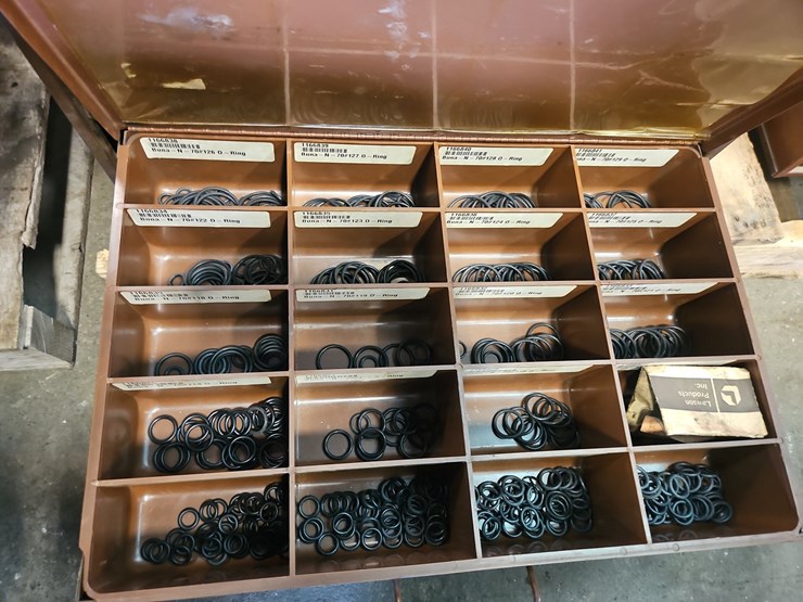 bolt-bins-with-contents,-image-3