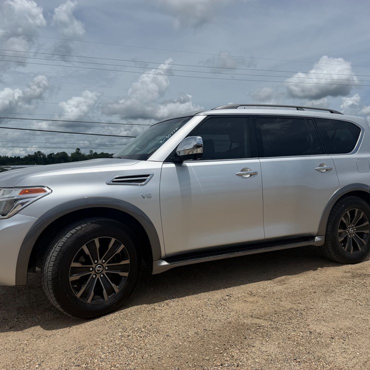 2017 NISSAN ARMADA