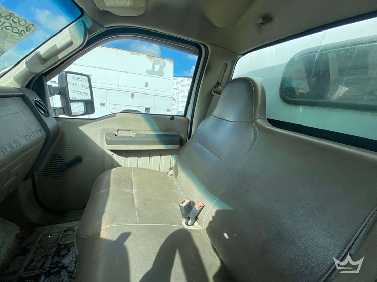 2008-ford-f-350-knapheide-kuv-enclosed-service-truck-image-28