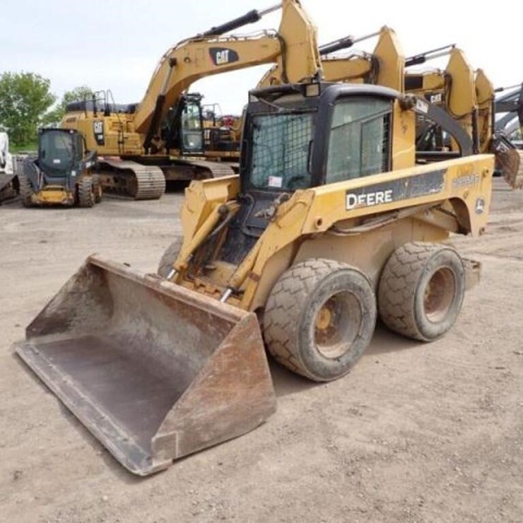 2008 JOHN DEERE 328