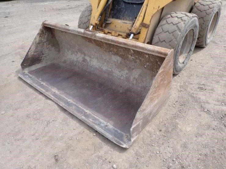 2008-john-deere-328-image-19