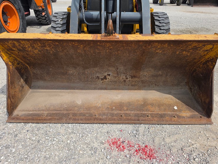 2016-deere-310sl-hl-image-3