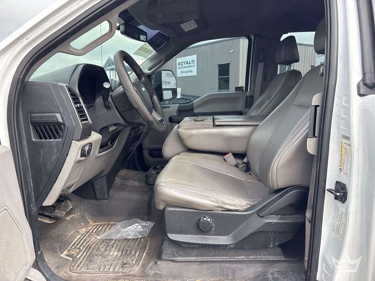 2019-ford-f350-image-12