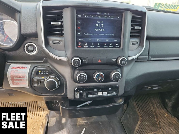 2020-dodge-2500-image-14