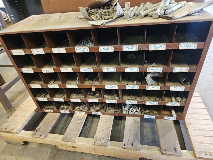 bolt-bins-with-contents,-image-4