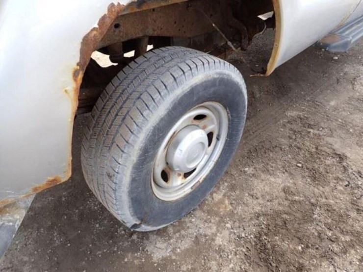 2013-ford-f250-xl-image-39