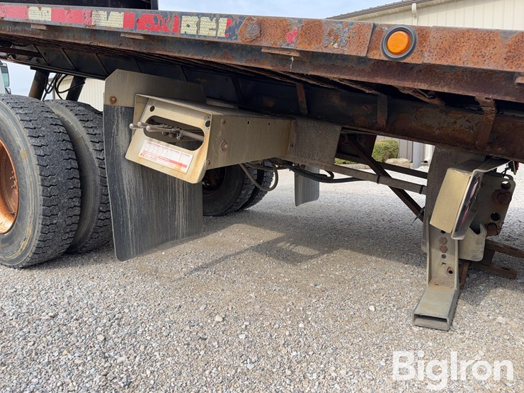2007-international-durastar-4300-image-16