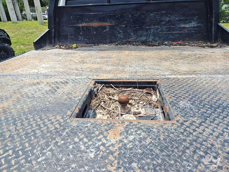 2019-chevrolet-silverado-3500-image-29