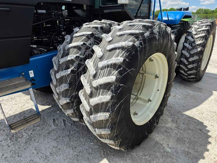2000-new-holland-9384-image-21