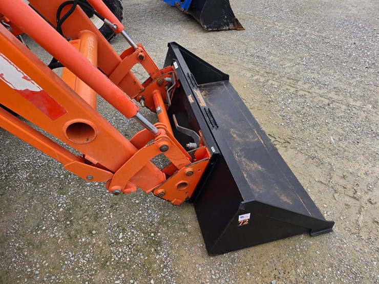 2017-kubota-m5-091-image-23