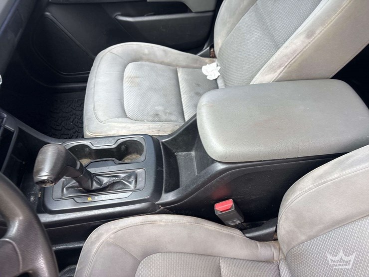 2019-chevrolet-colorado-image-10