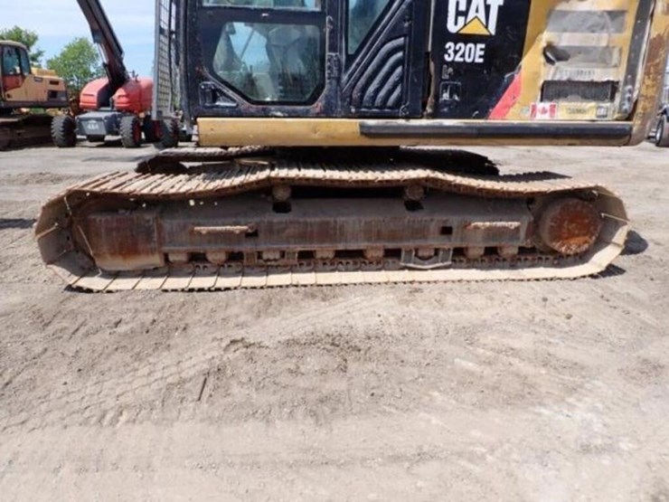 2014-caterpillar-320el-image-34