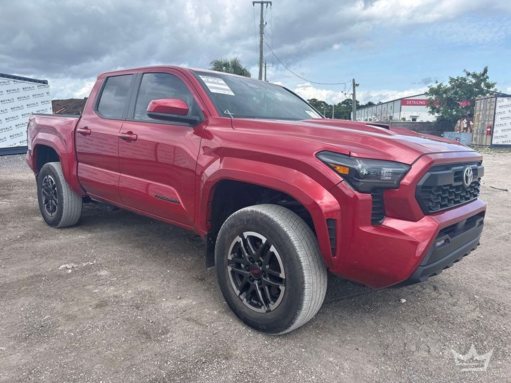 2024-toyota-tacoma-image-2