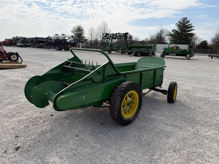 #209484-•-john-deere-manure-spreader-image-6