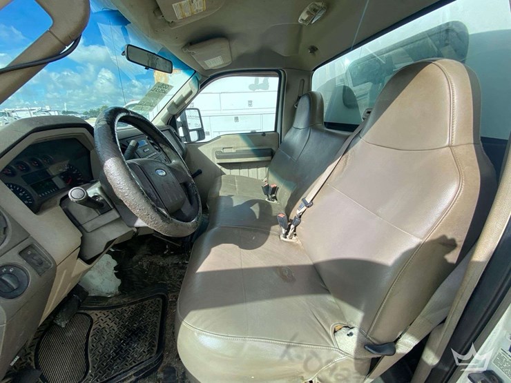 2008-ford-f-350-knapheide-kuv-enclosed-service-truck-image-22