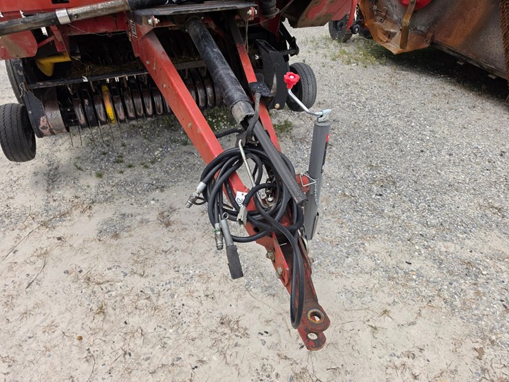 2003-case-ih-rbx462-image-2