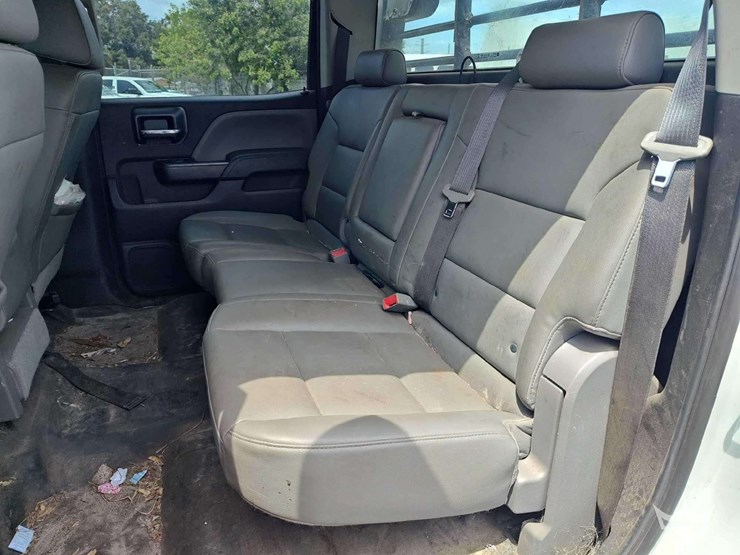 2019-chevrolet-silverado-3500-image-34