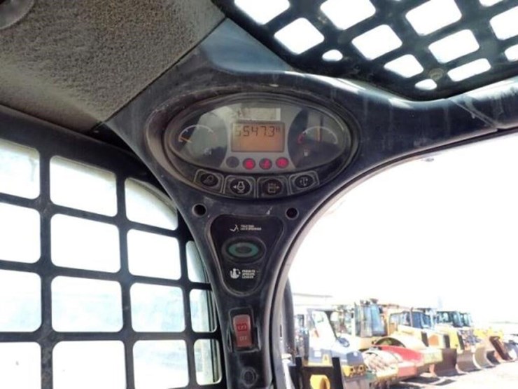 2015-bobcat-t550-image-11
